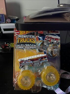 Hot Wheels Monster Trucks Power Smasher Toy - Yellow Wheels